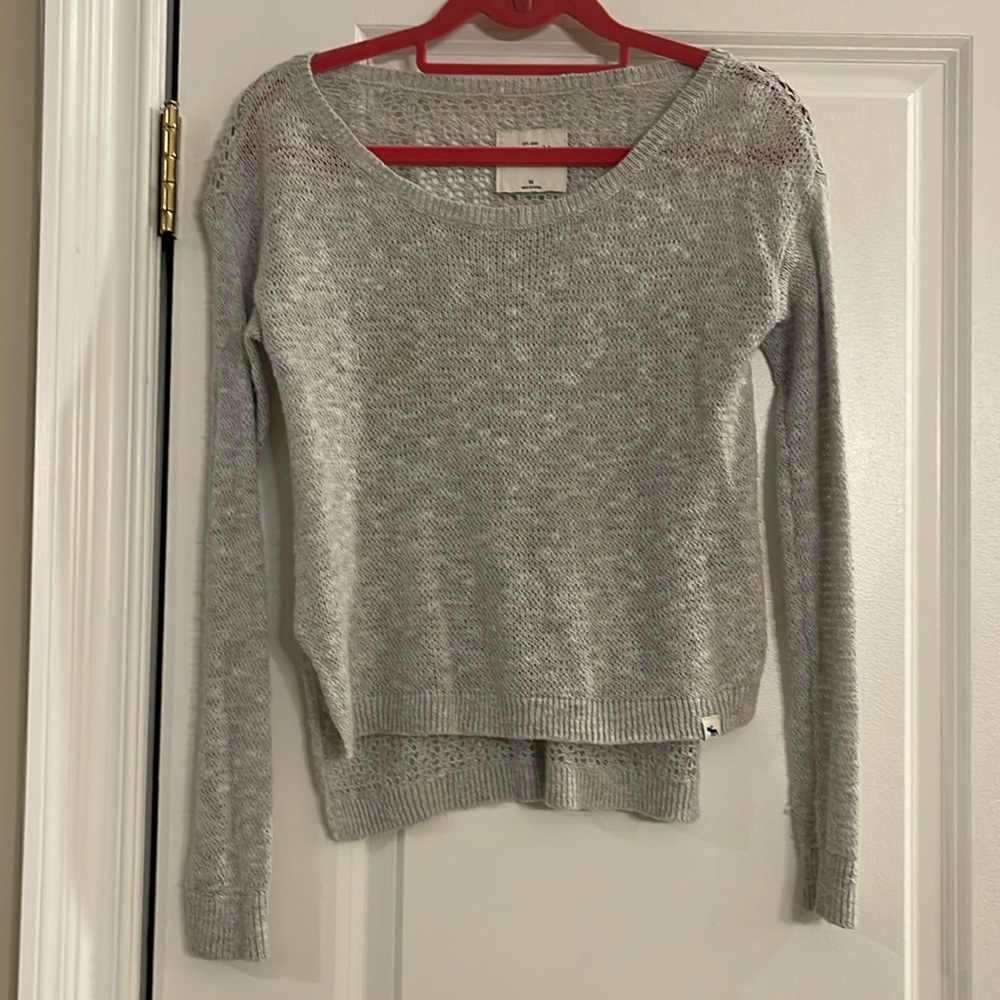Abercrombie girls gray sweater size medium